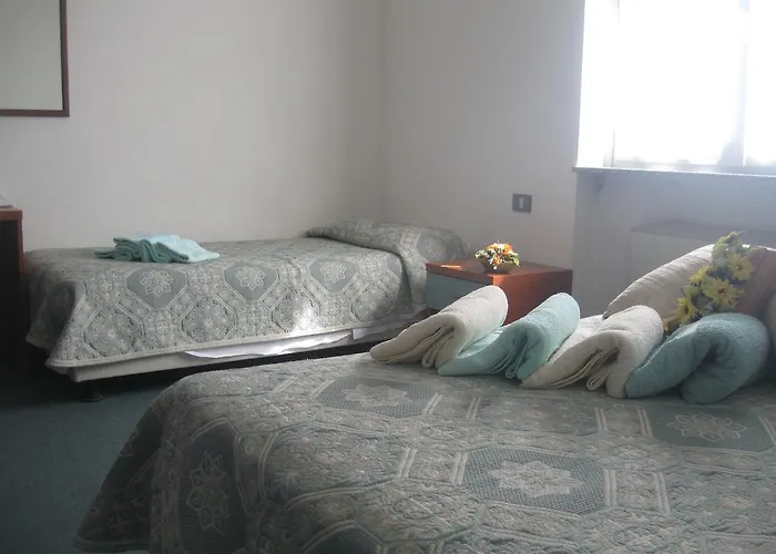 Del Turista Srl Ξενοδοχείο 3*