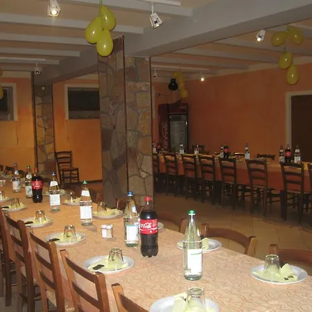 Del Turista Srl 酒店 Vernasca