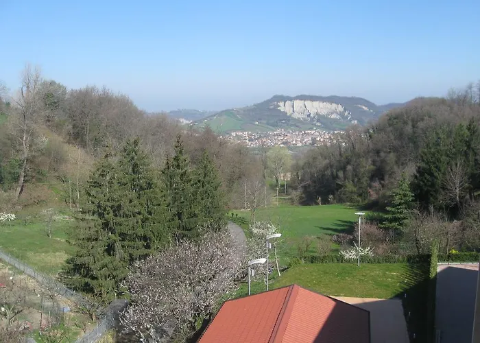 Del Turista Srl 3* Vernasca